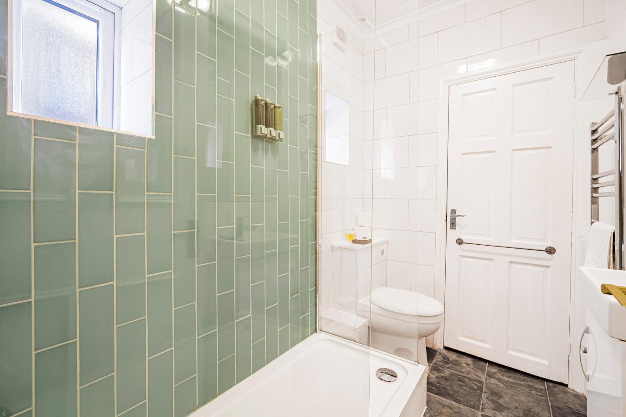 Pass The Keys Private Garden Apartment By Tulse Hill Station Londra Dış mekan fotoğraf