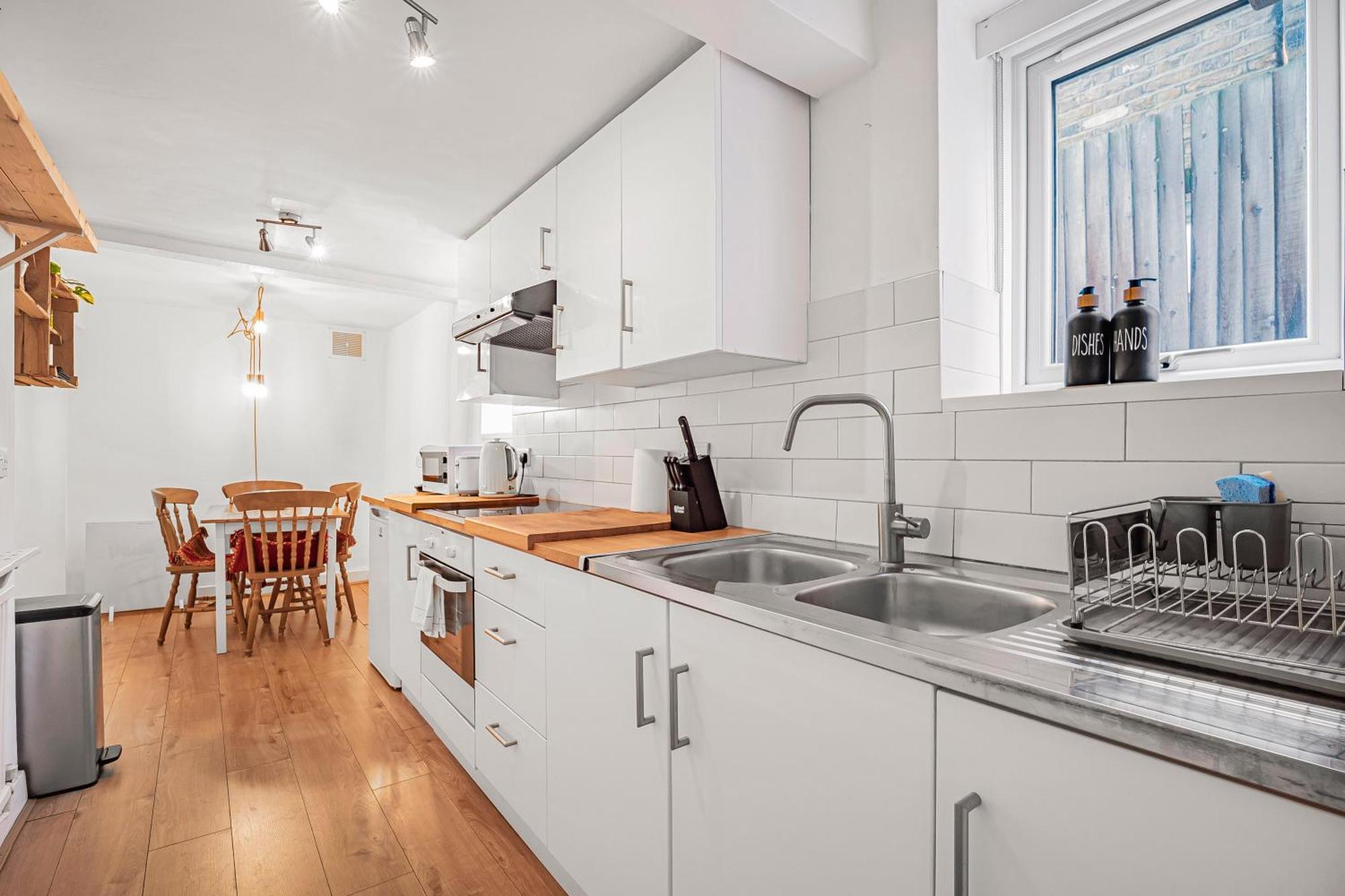 Pass The Keys Private Garden Apartment By Tulse Hill Station Londra Dış mekan fotoğraf